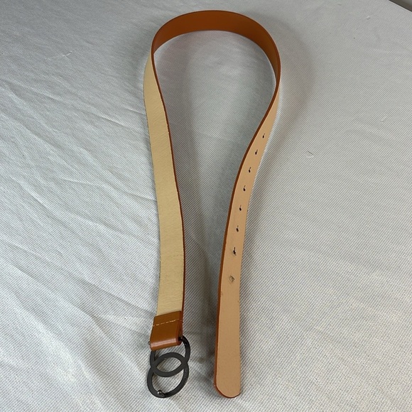 Pseudio Double O Belt Peg And Hole Tan Faux Leather Belt with Brass Buckle OS - Picture 3 of 10